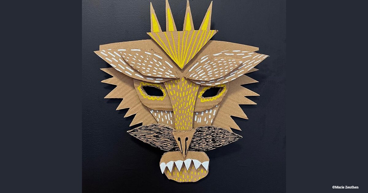masque totem réalisé en loisirs créatifs